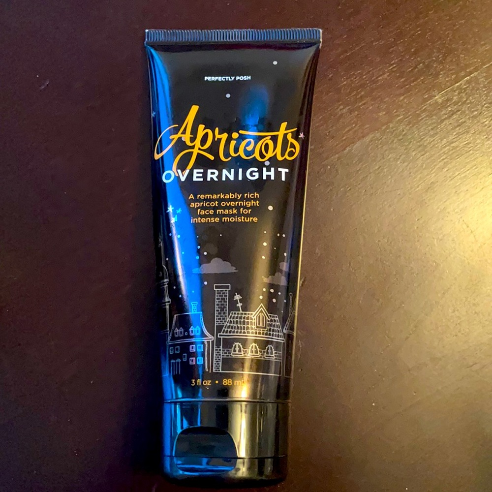 Perfectly Posh Apricots Overnight Face Mask